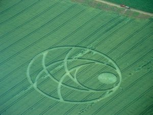 73.) Circles, Talheim, CH (2004) / Cercuri, Talheim, Elveţia (2004)